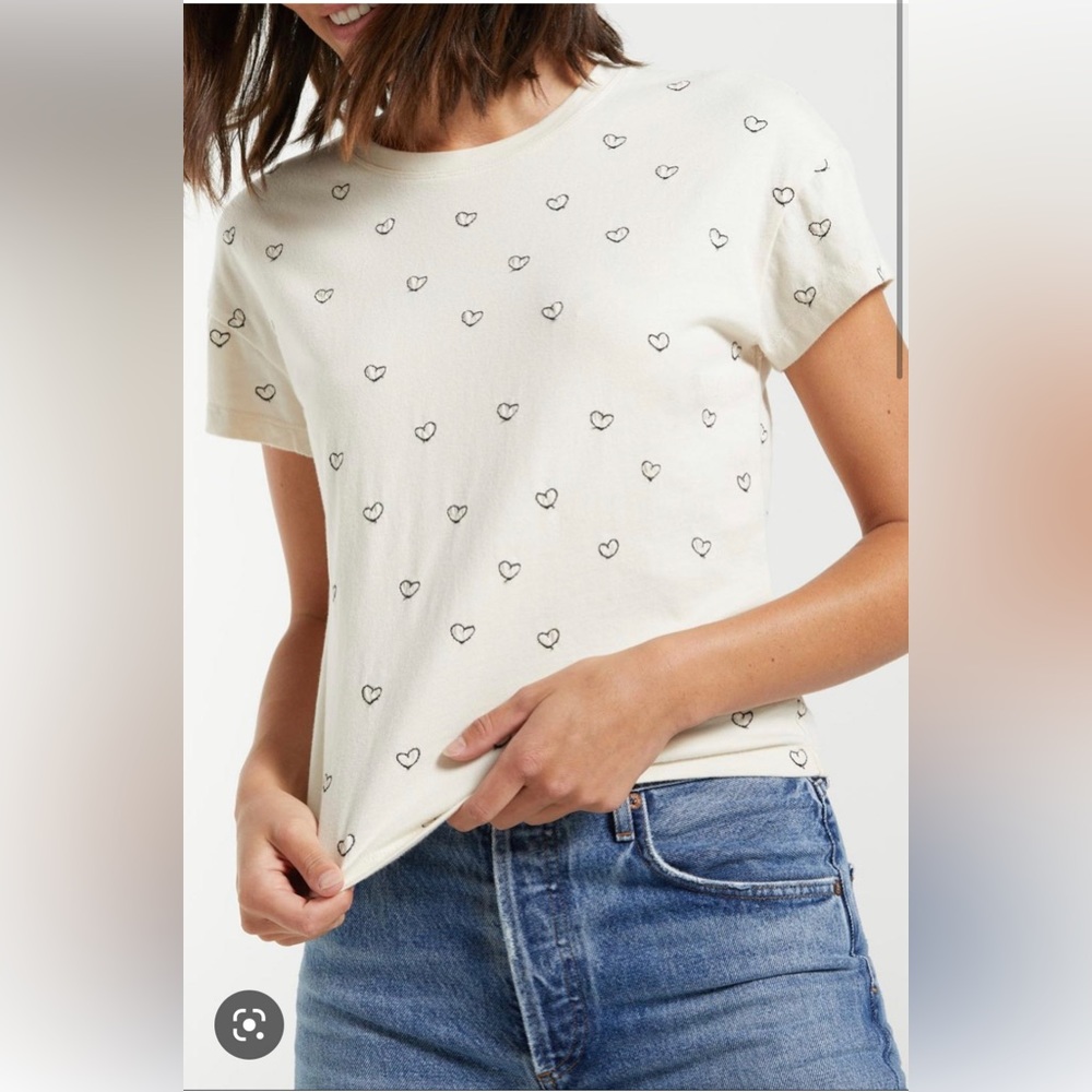 Z supply NWT modern heart tee